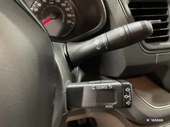 RENAULT TRAFIC FG III - voiture d'occasion - Photo 28