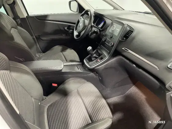 RENAULT SCENIC IV - voiture d'occasion - Photo 10