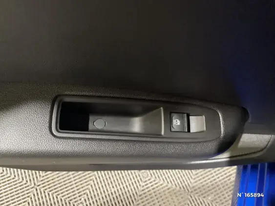 RENAULT CLIO V - voiture d'occasion - Photo 36