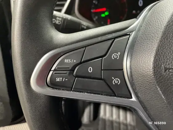 RENAULT CLIO V - voiture d'occasion - Photo 26