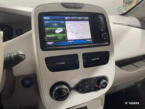 RENAULT ZOE - voiture d'occasion - Photo 13