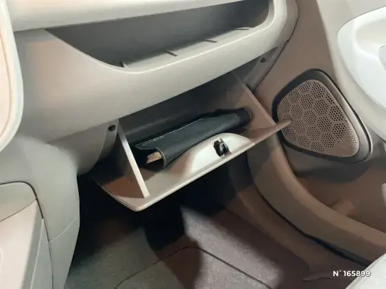 RENAULT ZOE - voiture d'occasion - Photo 30