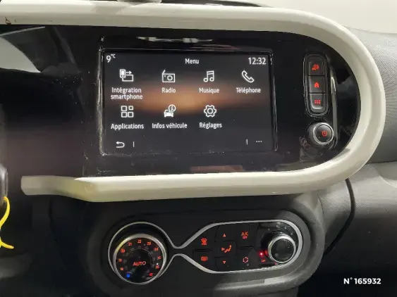 RENAULT TWINGO ELECTRIQUE III - voiture d'occasion - Photo 13