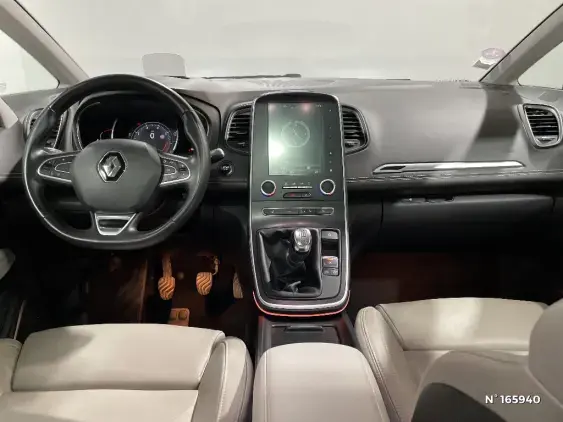 RENAULT SCENIC IV - voiture d'occasion - Photo 9