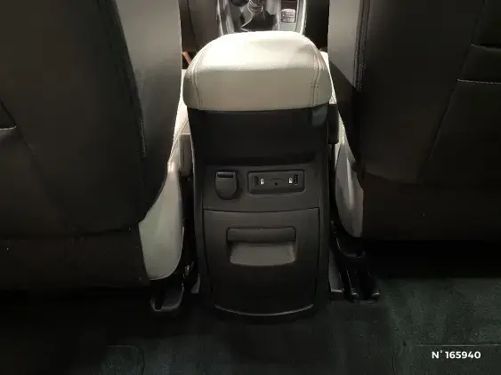 RENAULT SCENIC IV - voiture d'occasion - Photo 39