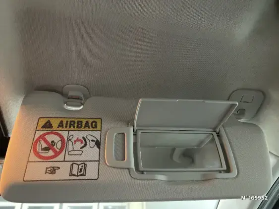 RENAULT CLIO V - voiture d'occasion - Photo 34