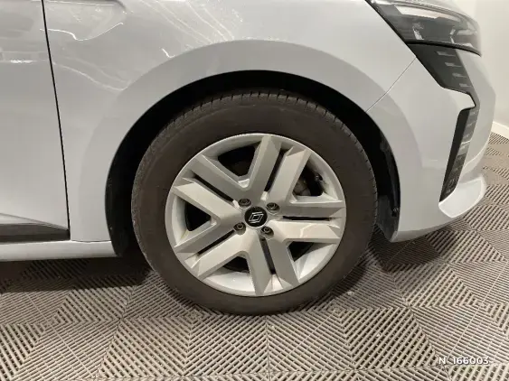 RENAULT CLIO V - voiture d'occasion - Photo 8