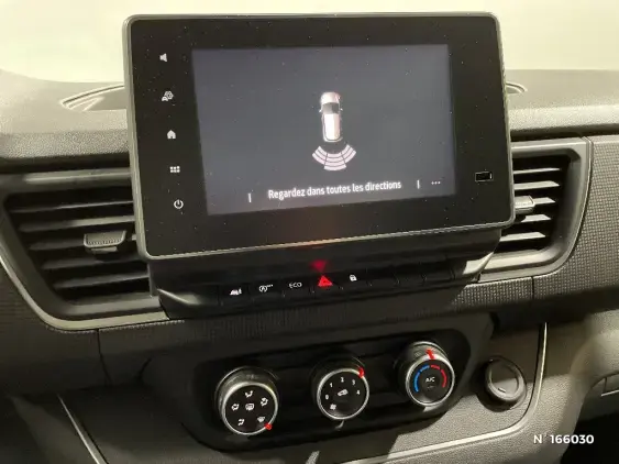 RENAULT TRAFIC FG III - voiture d'occasion - Photo 14