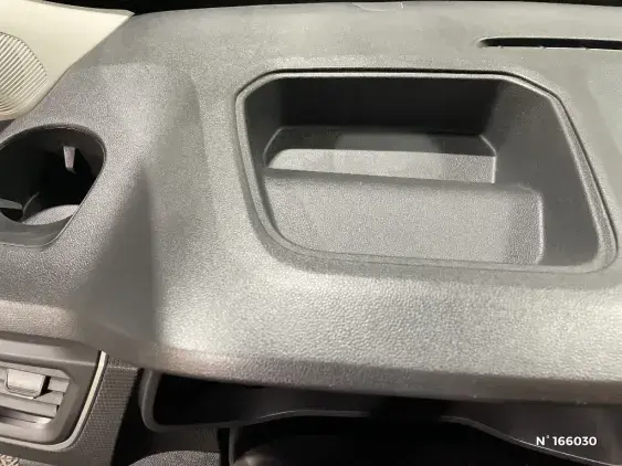 RENAULT TRAFIC FG III - voiture d'occasion - Photo 32