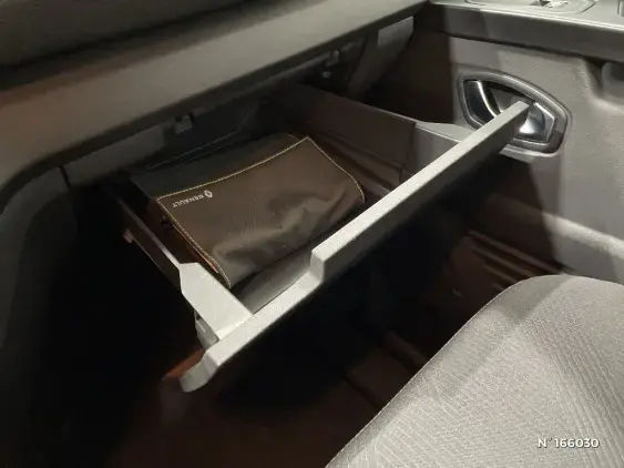 RENAULT TRAFIC FG III - voiture d'occasion - Photo 34