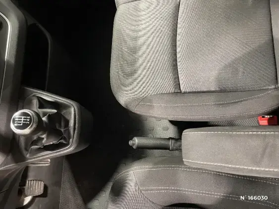 RENAULT TRAFIC FG III - voiture d'occasion - Photo 37