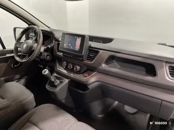 RENAULT TRAFIC FG III - voiture d'occasion - Photo 10