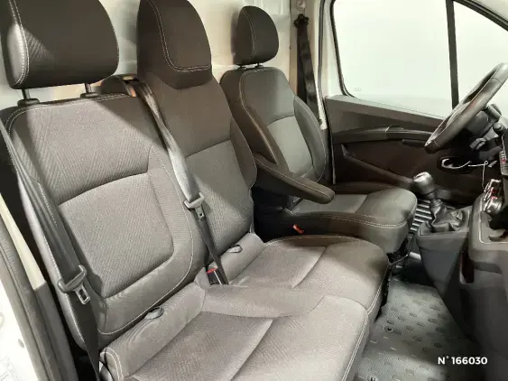 RENAULT TRAFIC FG III - voiture d'occasion - Photo 11