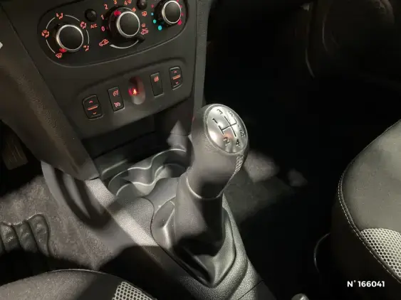 DACIA SANDERO II - voiture d'occasion - Photo 30