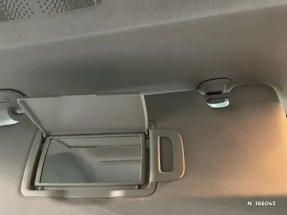 RENAULT CLIO V - voiture d'occasion - Photo 34