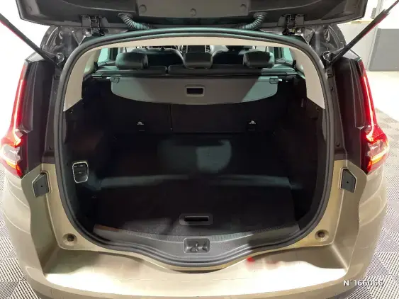 RENAULT SCENIC IV - voiture d'occasion - Photo 7