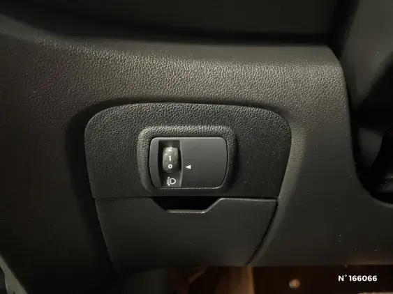 RENAULT SCENIC IV - voiture d'occasion - Photo 15