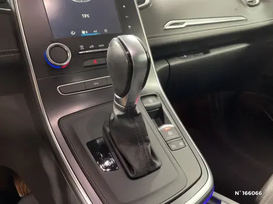 RENAULT SCENIC IV - voiture d'occasion - Photo 26