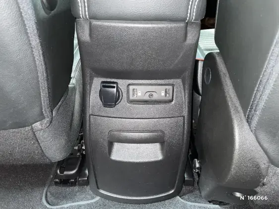 RENAULT SCENIC IV - voiture d'occasion - Photo 28