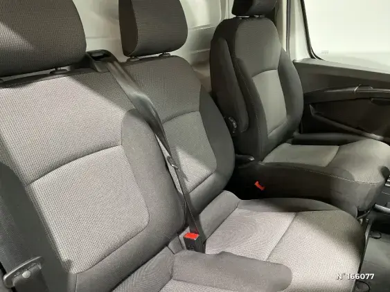 RENAULT TRAFIC FG III - voiture d'occasion - Photo 11