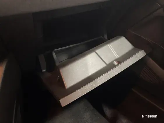 RENAULT CLIO V - voiture d'occasion - Photo 32