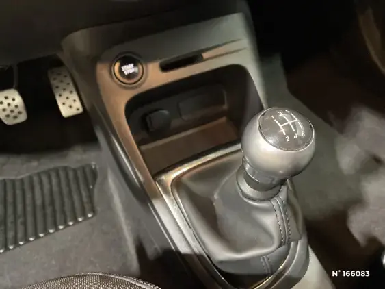 RENAULT CAPTUR - voiture d'occasion - Photo 30