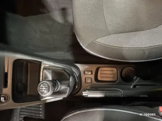 RENAULT CAPTUR - voiture d'occasion - Photo 32