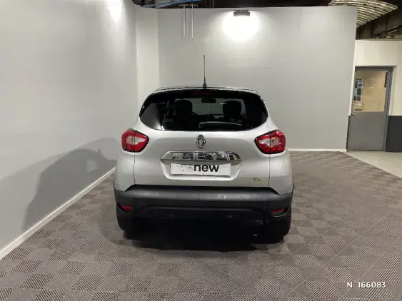 RENAULT CAPTUR - voiture d'occasion - Photo 6