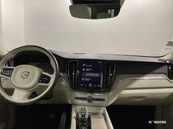 VOLVO XC60 II - voiture d'occasion - Photo 9