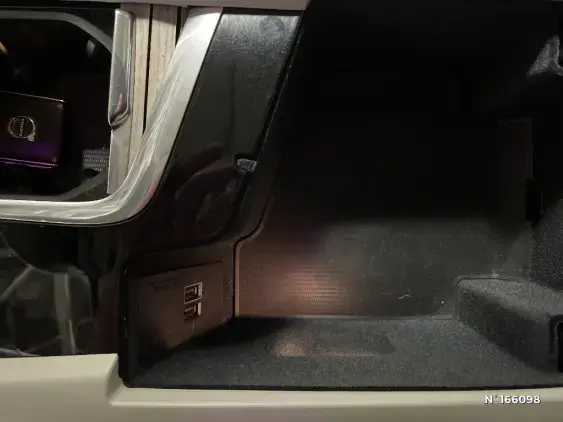 VOLVO XC60 II - voiture d'occasion - Photo 34