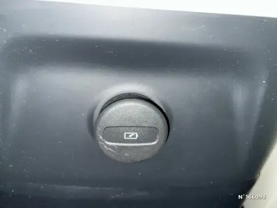 VOLVO XC60 II - voiture d'occasion - Photo 40