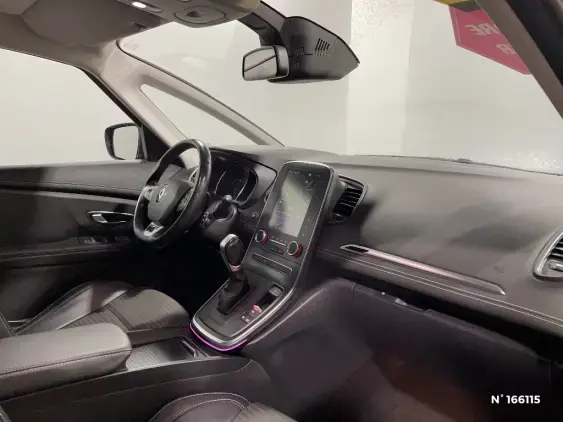 RENAULT SCENIC IV - voiture d'occasion - Photo 10