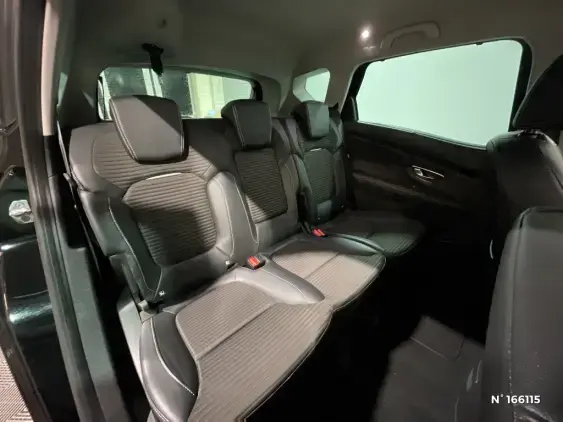 RENAULT SCENIC IV - voiture d'occasion - Photo 11