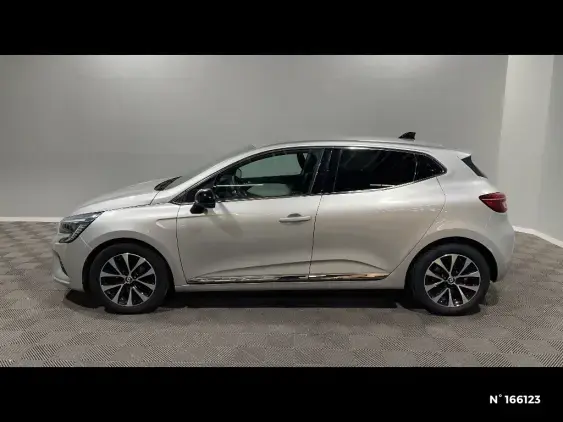 RENAULT CLIO V - voiture d'occasion - Photo 2