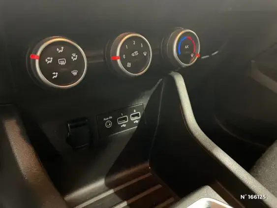 RENAULT CLIO V - voiture d'occasion - Photo 25