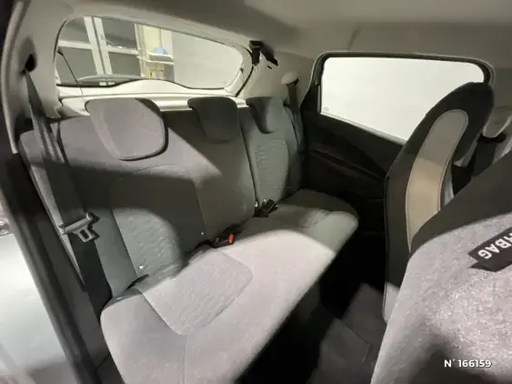 RENAULT ZOE - voiture d'occasion - Photo 11