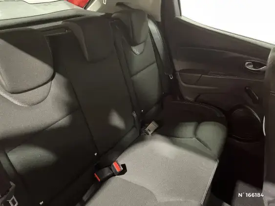 RENAULT CLIO IV - voiture d'occasion - Photo 11