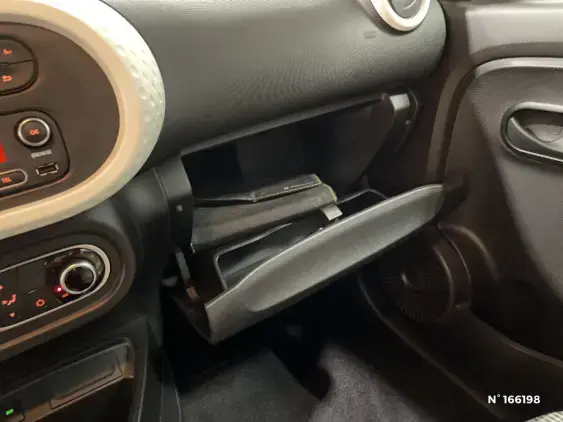 RENAULT TWINGO ELECTRIQUE III - voiture d'occasion - Photo 30