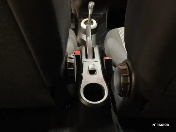 RENAULT TWINGO ELECTRIQUE III - voiture d'occasion - Photo 32