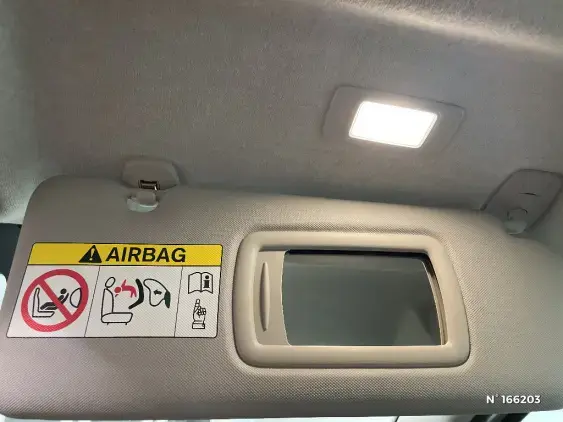 RENAULT ZOE - voiture d'occasion - Photo 35