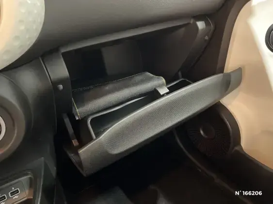 RENAULT TWINGO ELECTRIQUE III - voiture d'occasion - Photo 30