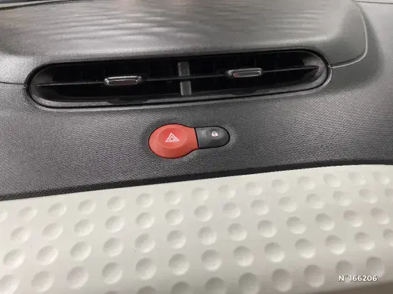 RENAULT TWINGO ELECTRIQUE III - voiture d'occasion - Photo 31