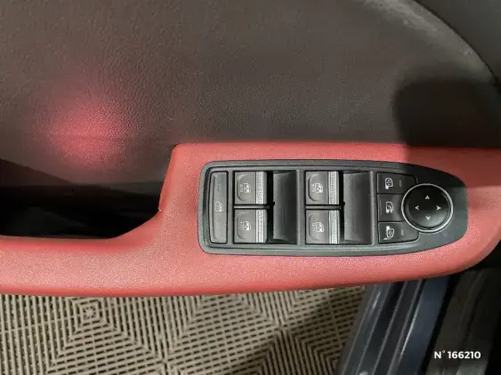 RENAULT CLIO V - voiture d'occasion - Photo 26