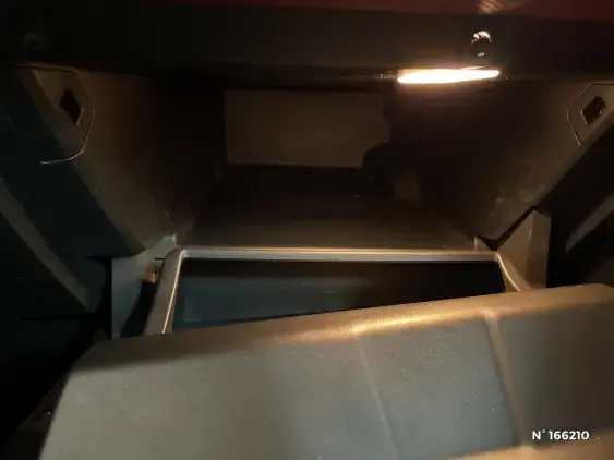 RENAULT CLIO V - voiture d'occasion - Photo 31