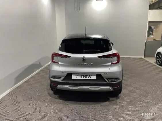 RENAULT CAPTUR II - voiture d'occasion - Photo 6