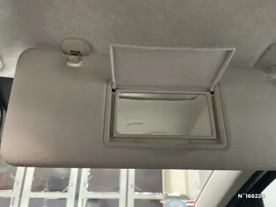 RENAULT ZOE - voiture d'occasion - Photo 31