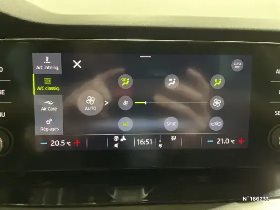 SKODA OCTAVIA IV - voiture d'occasion - Photo 28