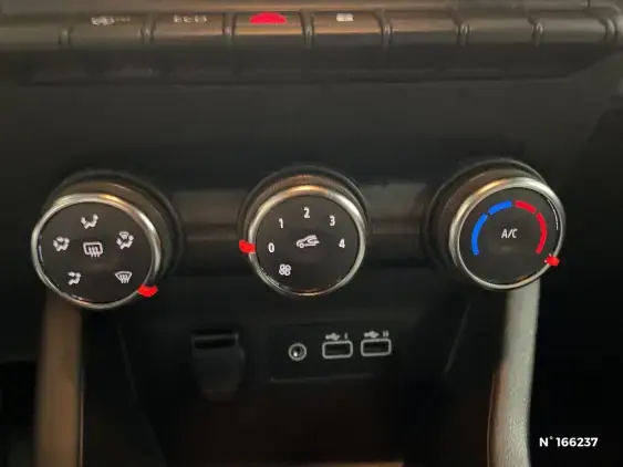 RENAULT CLIO V - voiture d'occasion - Photo 27