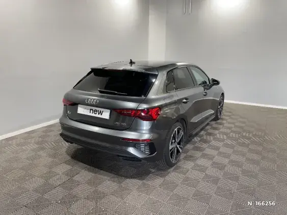 AUDI A3 SPORTBACK IV - voiture d'occasion - Photo 4