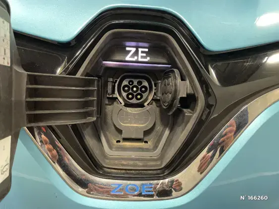 RENAULT ZOE - voiture d'occasion - Photo 39